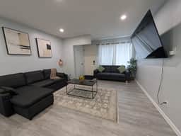 2BR Suite Near YYC Airport & Downtown - 4408 – UP - Image 4