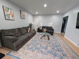 2BR Suite Near YYC Airport and Downtown 4404 UP - Image 2