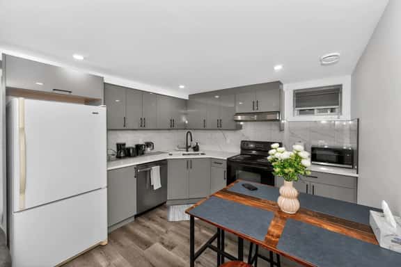 2BR Suite Home | Family Friendly | Near YYC Airport & Downtown - 4412 – DN - Image 1