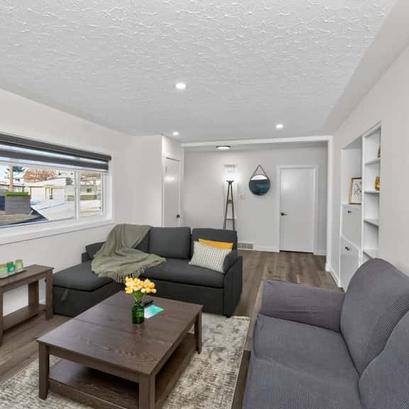 2BR Suite | Family Friendly | Near YYC Airport & Downtown - 4412 – UP - Image 1