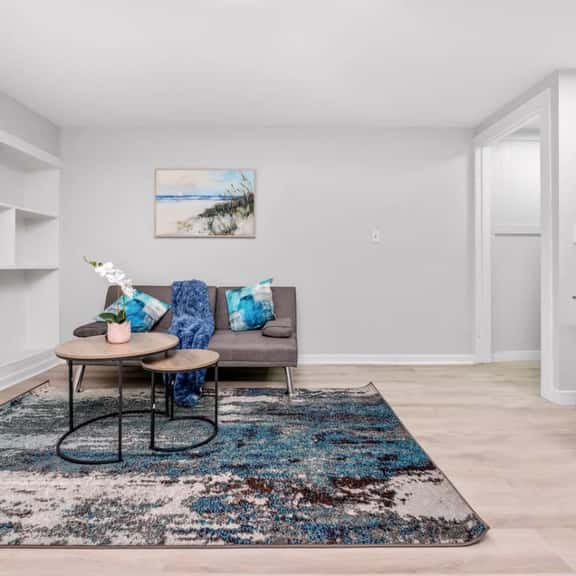 2BR Suite YYC Airport & Downtown - 4404 – DN - Image 1
